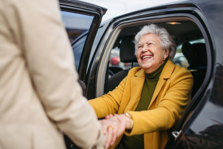 erderly woman arriving to destination
